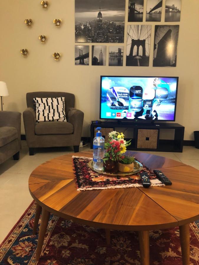 شقة مارينا البيلسان - عائلات فقط Lägenhet King Abdullah Economic City Exteriör bild