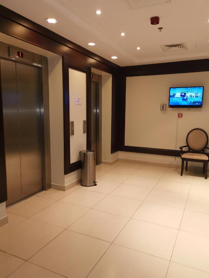 شقة مارينا البيلسان - عائلات فقط Lägenhet King Abdullah Economic City Exteriör bild